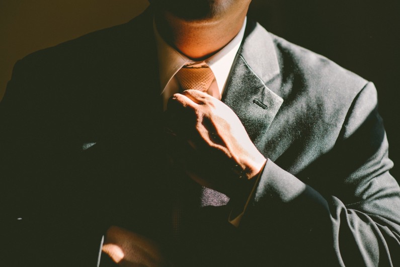 tie-adjust-hi.jpg